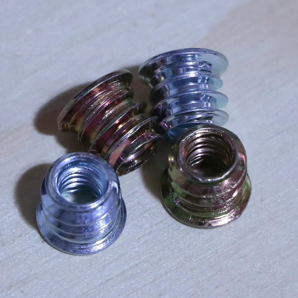 Tuercas de inserción